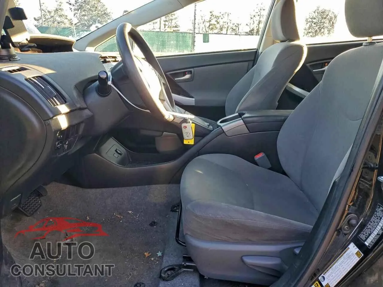 2014 TOYOTA PRIUS Damaged VIN JTDKN3DU3E0379236 – exterior detail