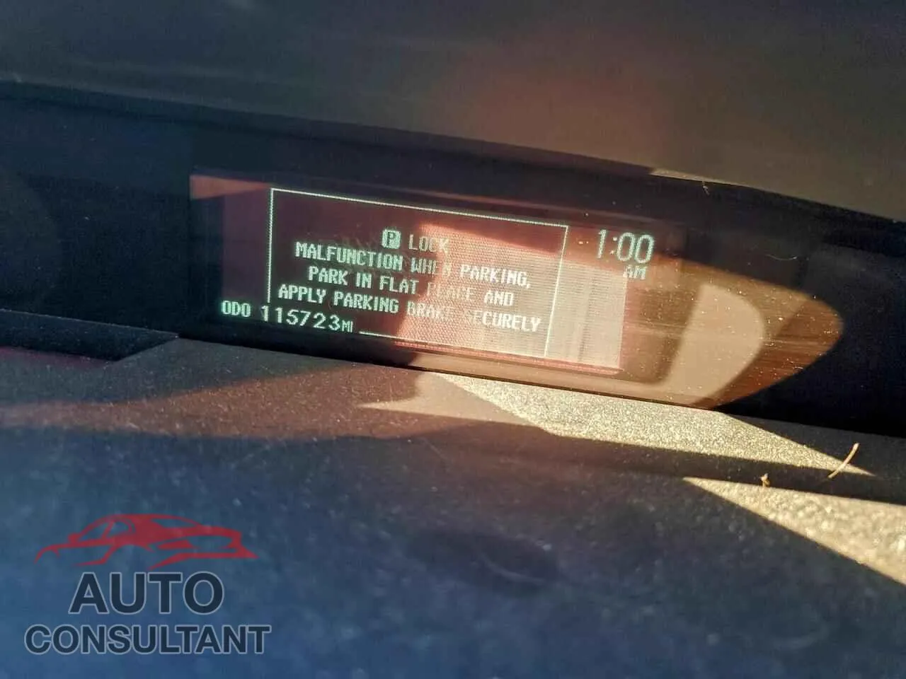 2014 TOYOTA PRIUS Damaged VIN JTDKN3DU3E0379236 – trunk area
