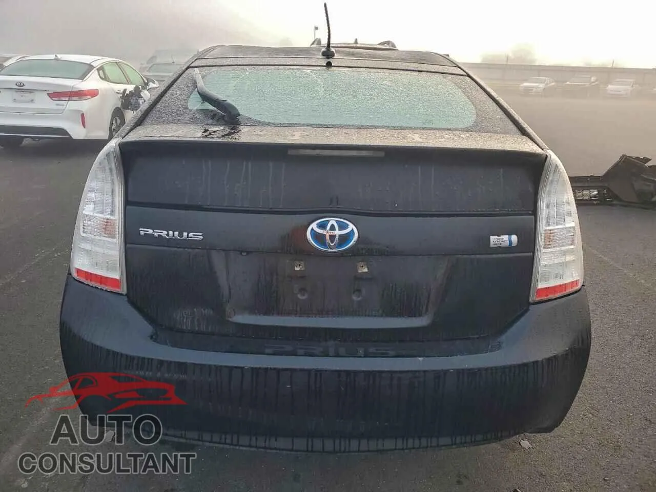 2011 TOYOTA PRIUS Damaged VIN JTDKN3DU6B0256364 – engine bay