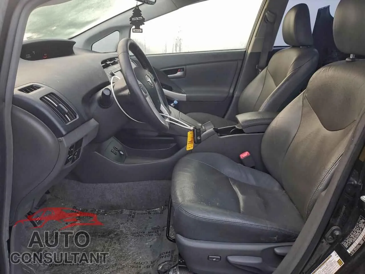 2011 TOYOTA PRIUS Damaged VIN JTDKN3DU6B0256364 – exterior detail