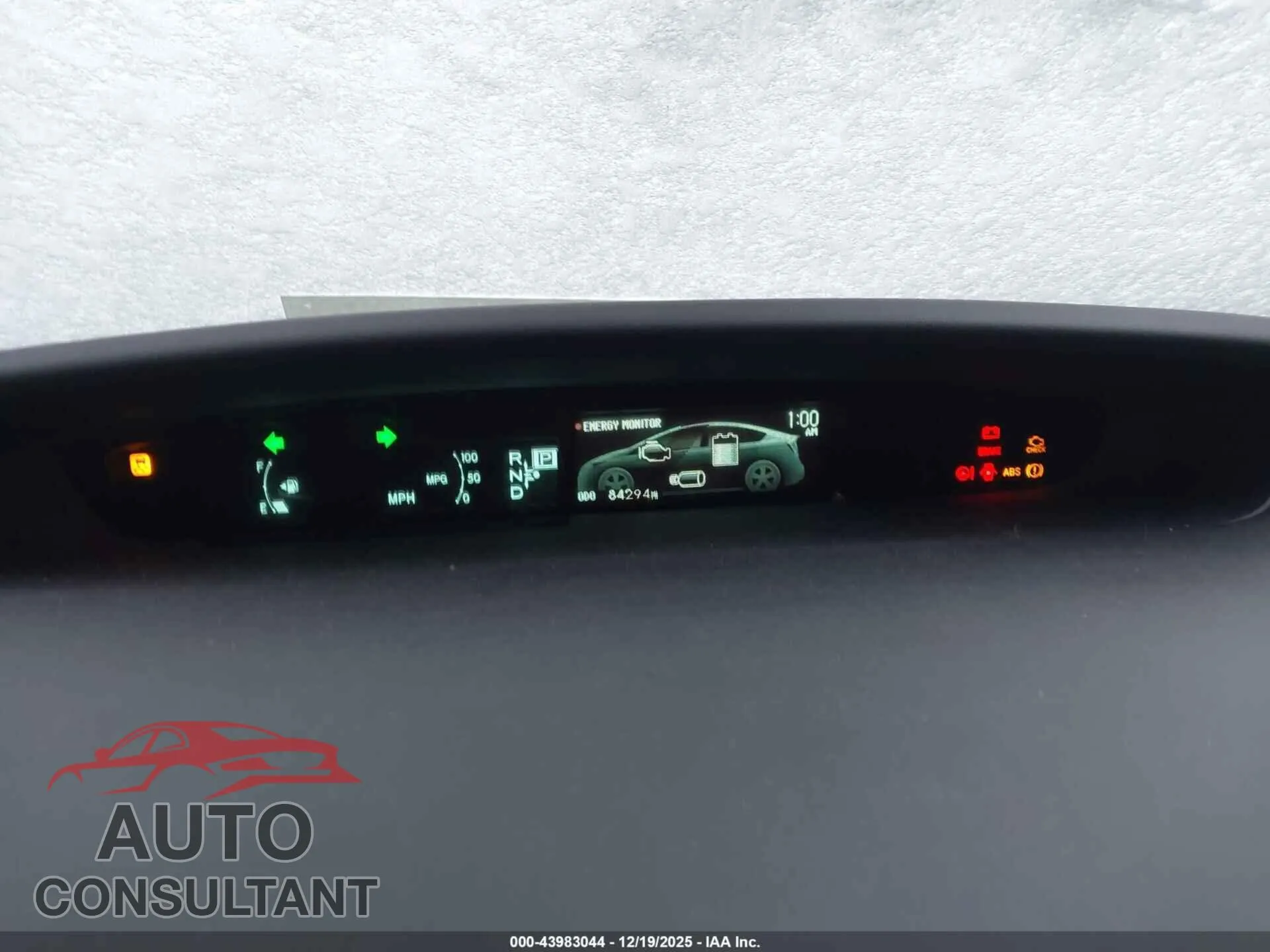 2013 TOYOTA PRIUS Damaged VIN JTDKN3DU8D5617955 – exterior detail