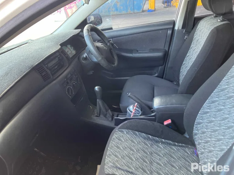 2003 Toyota Corolla Damaged VIN JTDKR23E302012875 – photo 17