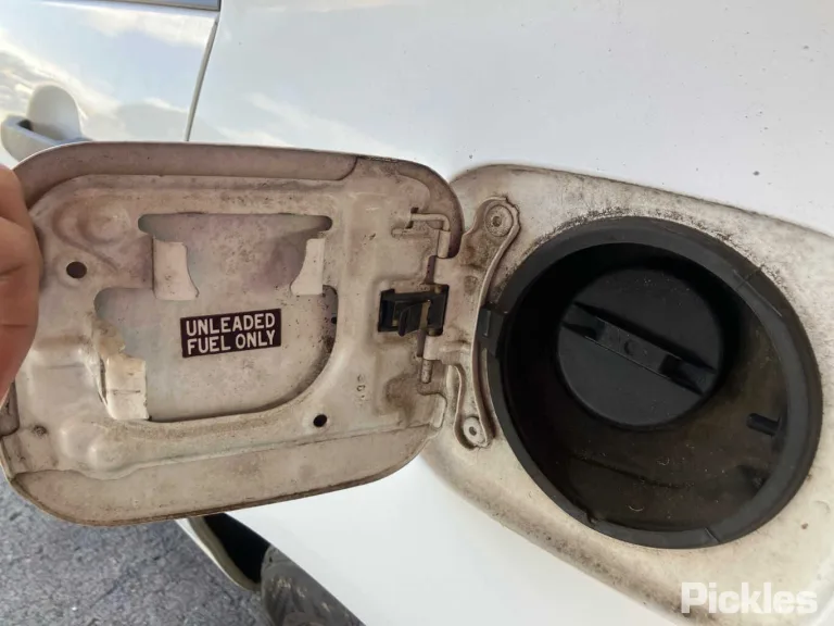 2003 Toyota Corolla Damaged VIN JTDKR23E302012875 – photo 22