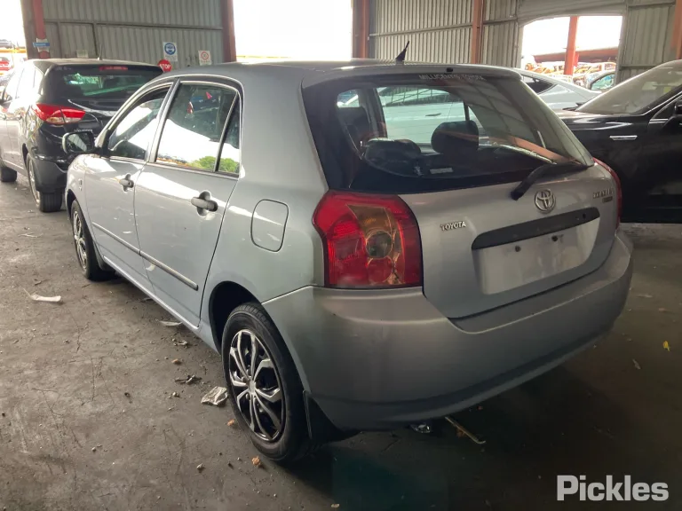 2005 Toyota Corolla Damaged VIN JTDKR23E902032273 – photo 13