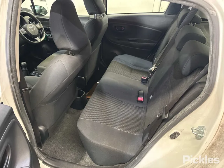 2017 Toyota Yaris Used VIN JTDKW3D360D593384 – side profile
