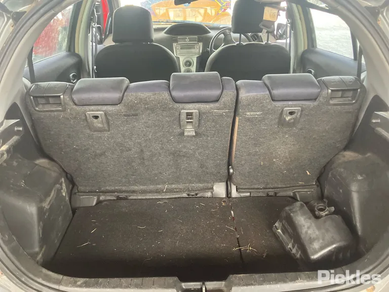 2008 Toyota Yaris Used VIN JTDKW92350J000458 – photo 13