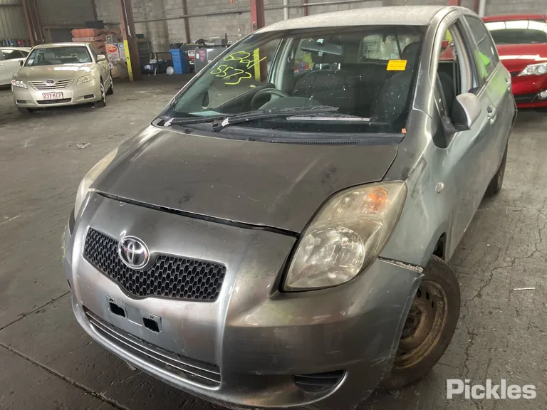 2008 Toyota Yaris Used VIN JTDKW92350J000458 – photo 26