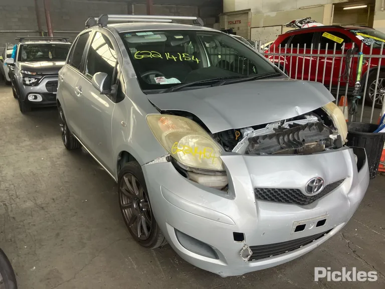 2010 Toyota Yaris Used VIN JTDKW923705156932 – photo 15 2010 Toyota Yaris Used VIN JTDKW923705156932 – photo 15