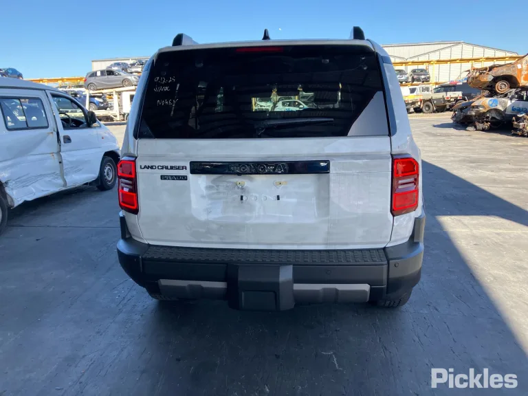 2024 Toyota Landcruiser Prado Damaged VIN JTEACEBJ705002888 – dashboard
