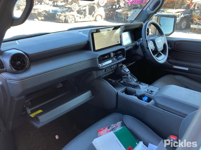 2024 Toyota Landcruiser Prado Damaged VIN JTEACEBJ705002888 – photo 19