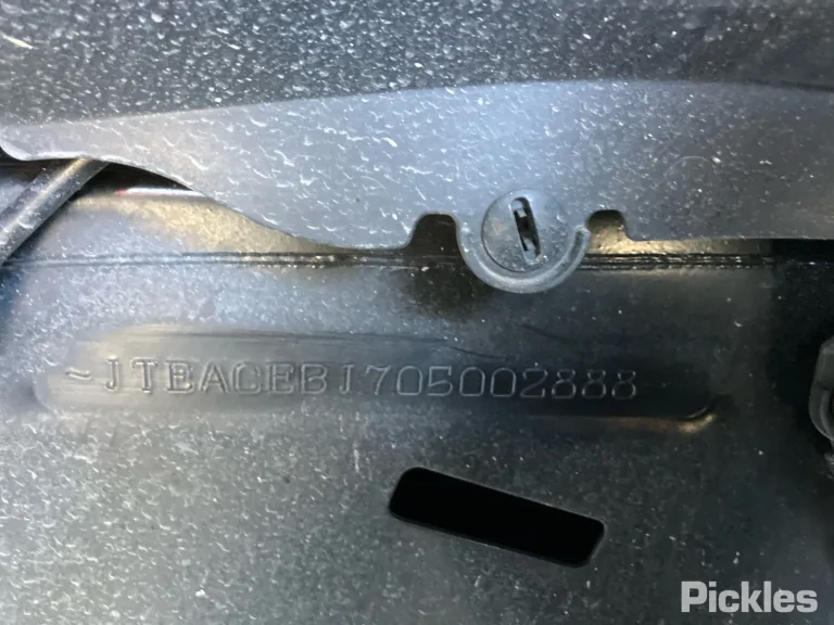 2024 Toyota Landcruiser Prado Damaged VIN JTEACEBJ705002888 – photo 28