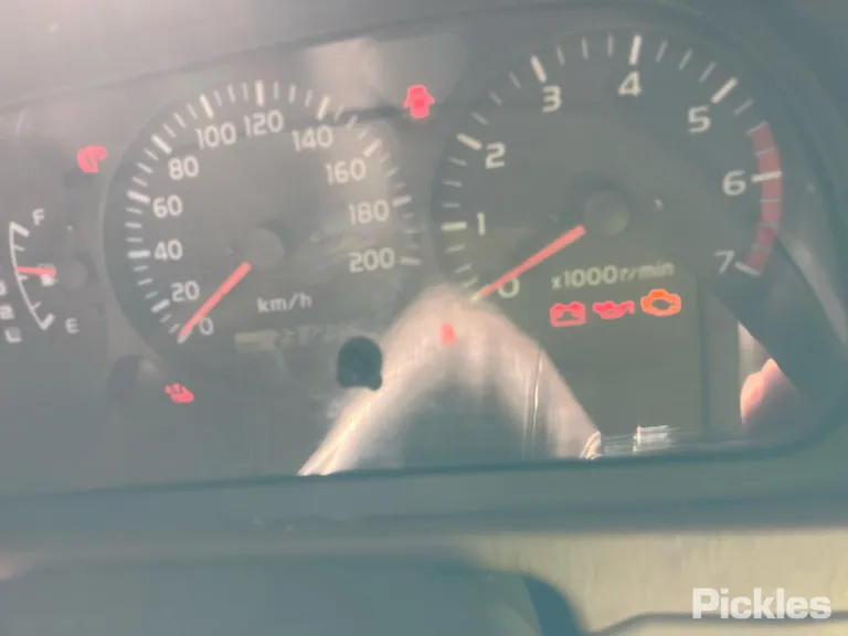 2002 Toyota Landcruiser Prado Used VIN JTEBN99JX00091560 – odometer reading