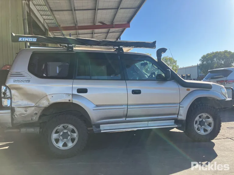 2002 Toyota Landcruiser Prado Used VIN JTEBN99JX00091560 – photo 21
