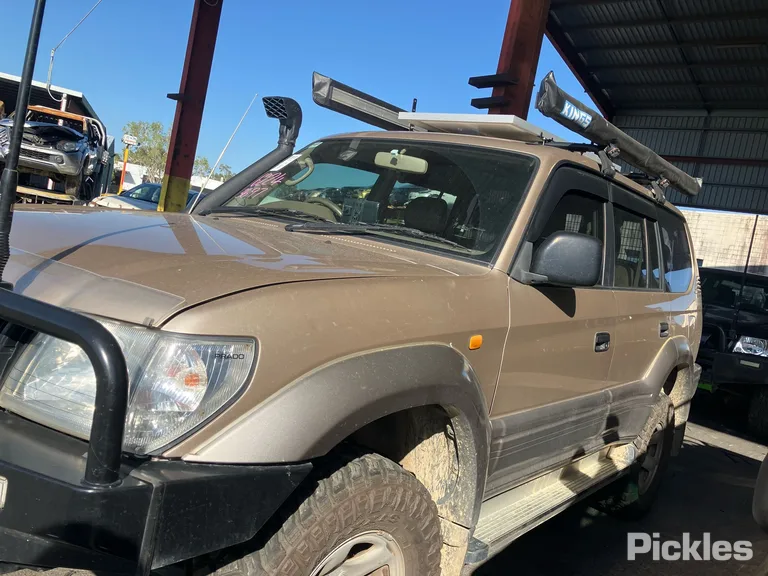 2002 Toyota Landcruiser Prado Used VIN JTEBN99JX00091560 – photo 24