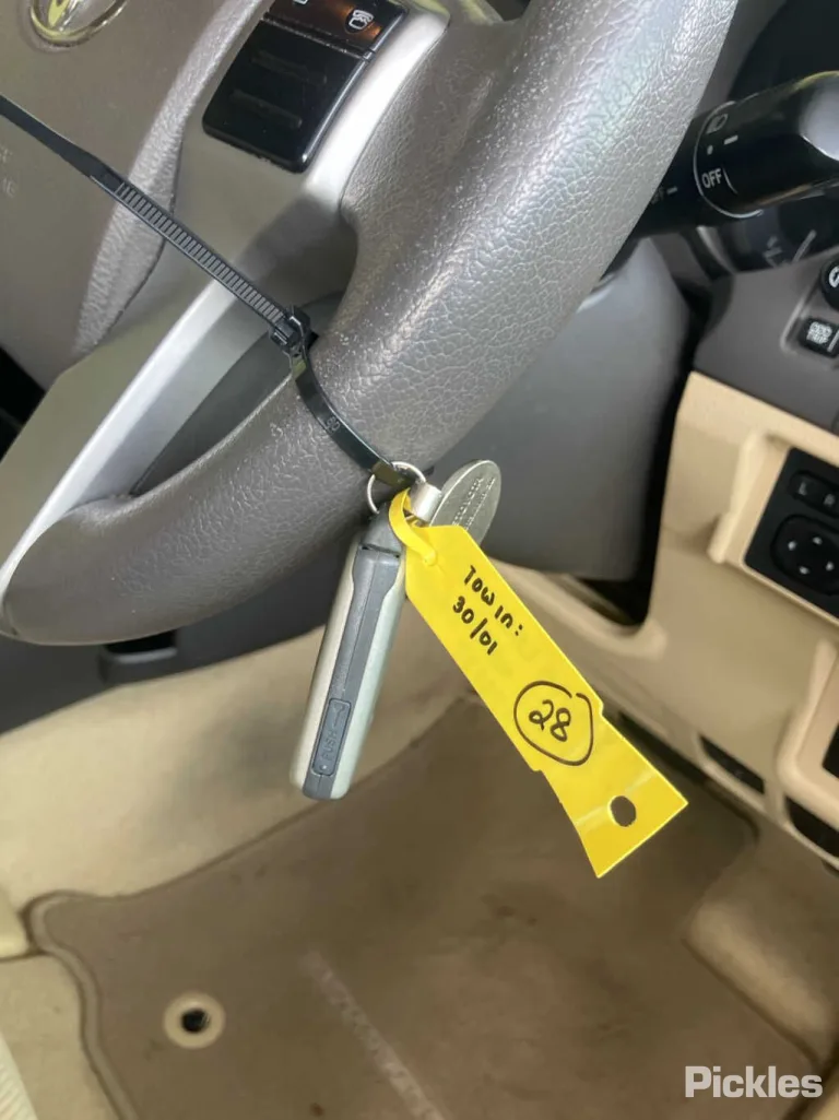 2015 Toyota Landcruiser Prado Damaged VIN JTEBR3FJ00K002704 – photo 26