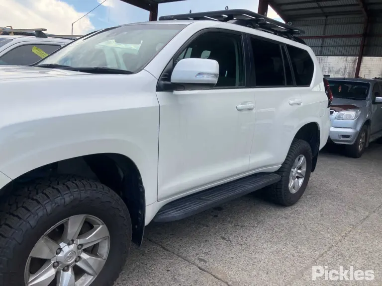 2019 Toyota Landcruiser Prado Damaged VIN JTEBR3FJ50K126449 – rear exterior