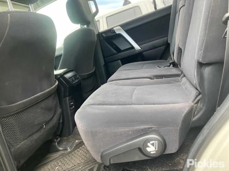 2019 Toyota Landcruiser Prado Damaged VIN JTEBR3FJ50K126449 – engine bay