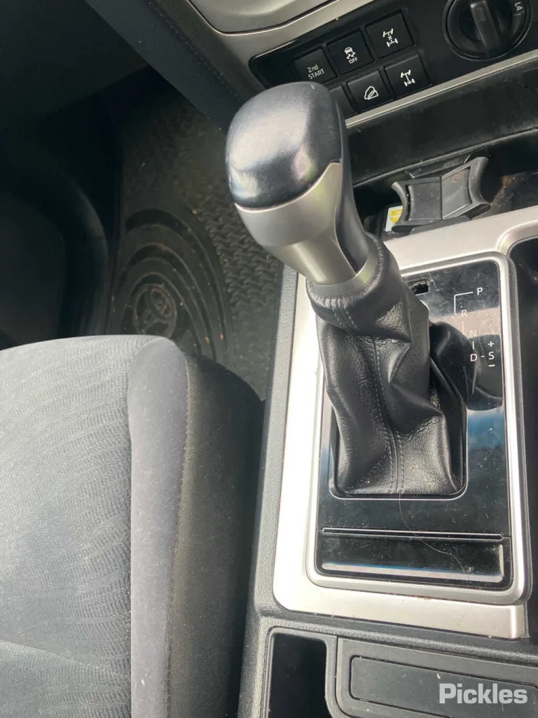 2019 Toyota Landcruiser Prado Damaged VIN JTEBR3FJ50K126449 – photo 22