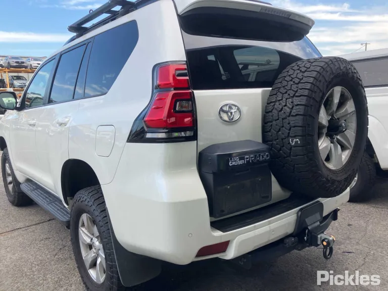 2019 Toyota Landcruiser Prado Damaged VIN JTEBR3FJ50K126449 – photo 23