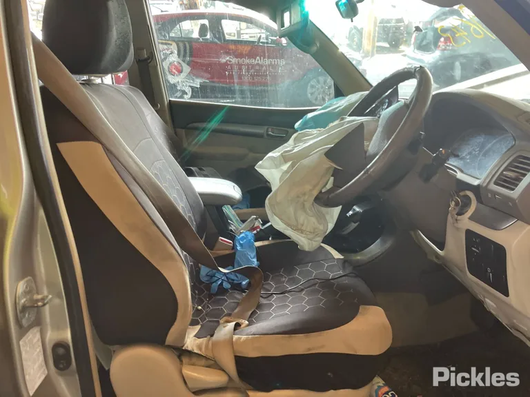 2004 Toyota Landcruiser Used VIN JTEBU29J205002092 – exterior detail