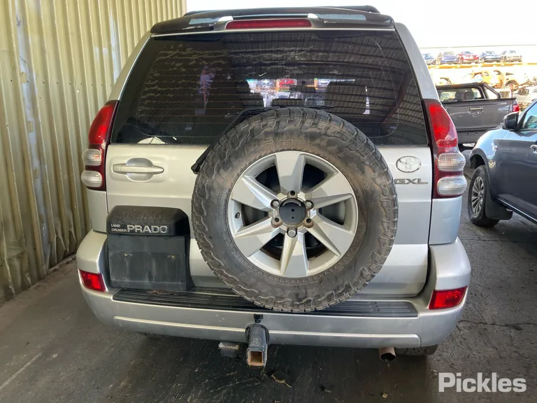 2003 Toyota Landcruiser Prado Used VIN JTEBU29J400003385 – photo 13 2003 Toyota Landcruiser Prado Used VIN JTEBU29J400003385 – photo 13