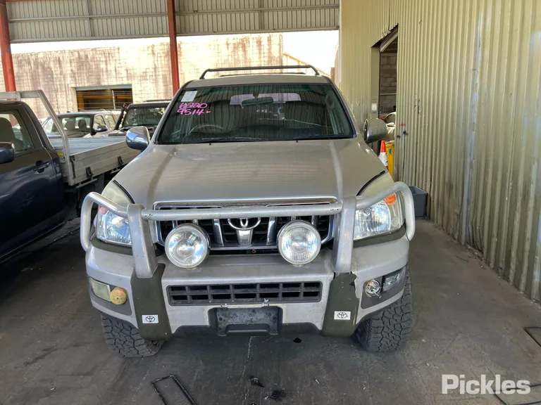 2003 Toyota Landcruiser Prado Used VIN JTEBU29J400003385 – photo 16 2003 Toyota Landcruiser Prado Used VIN JTEBU29J400003385 – photo 16