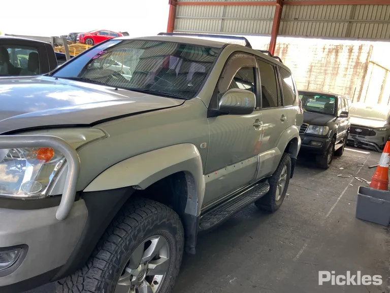 2003 Toyota Landcruiser Prado Used VIN JTEBU29J400003385 – photo 22 2003 Toyota Landcruiser Prado Used VIN JTEBU29J400003385 – photo 22