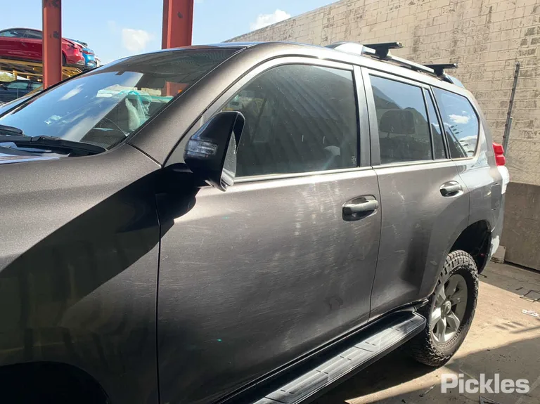 2011 Toyota Landcruiser Prado VIN JTEBU3FJ00K026984