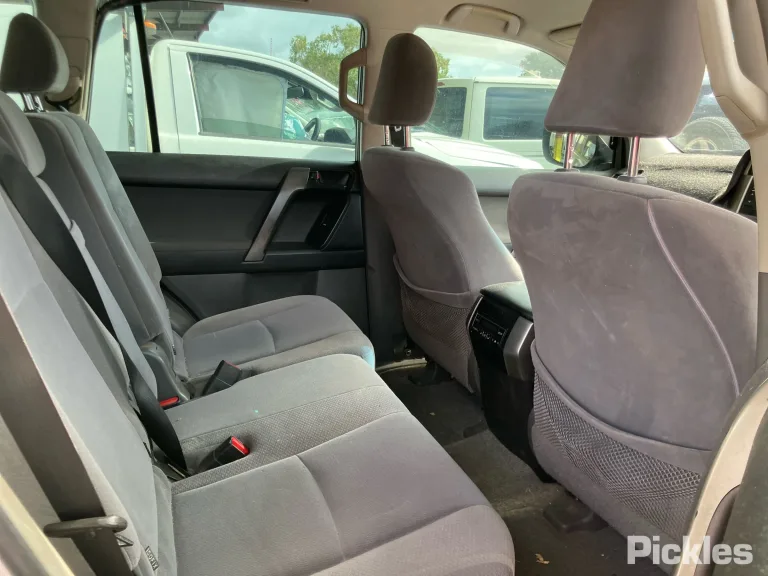 2010 Toyota Landcruiser Prado Damaged VIN JTEBU3FJX0K022098 – photo 25