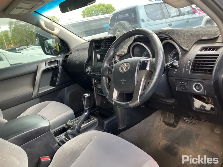 2010 Toyota Landcruiser Prado Damaged VIN JTEBU3FJX0K022098 – photo 26