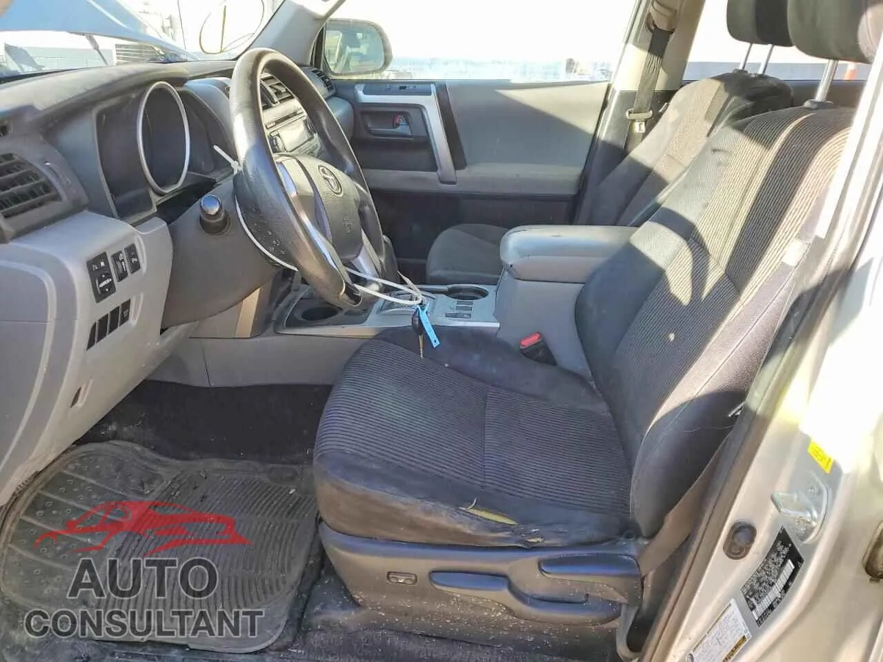2010 TOYOTA 4RUNNER Damaged VIN JTEBU5JR1A5020166 – exterior detail 2010 TOYOTA 4RUNNER Damaged VIN JTEBU5JR1A5020166 – exterior detail
