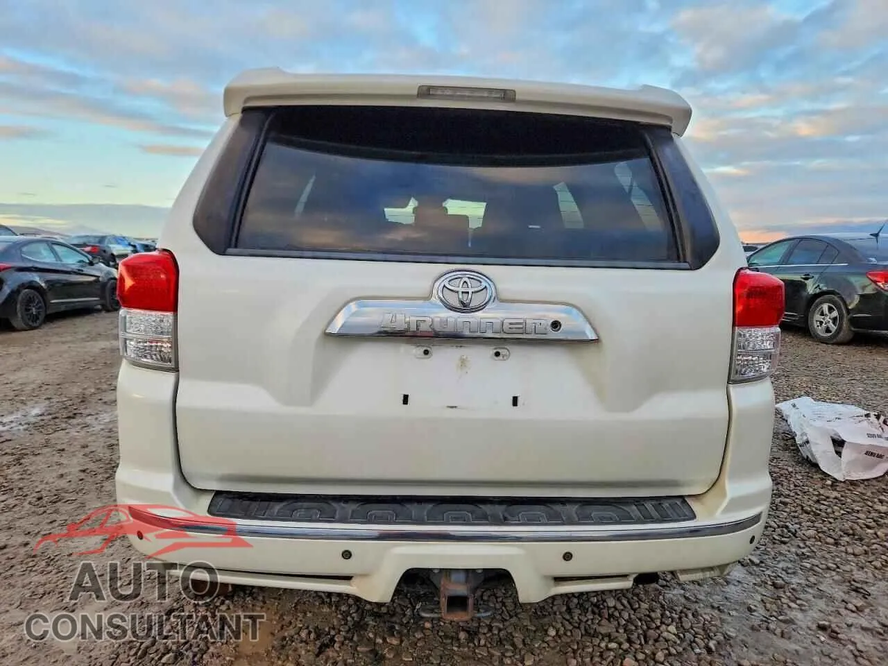 2013 TOYOTA 4RUNNER Damaged VIN JTEBU5JR3D5132228 – engine bay