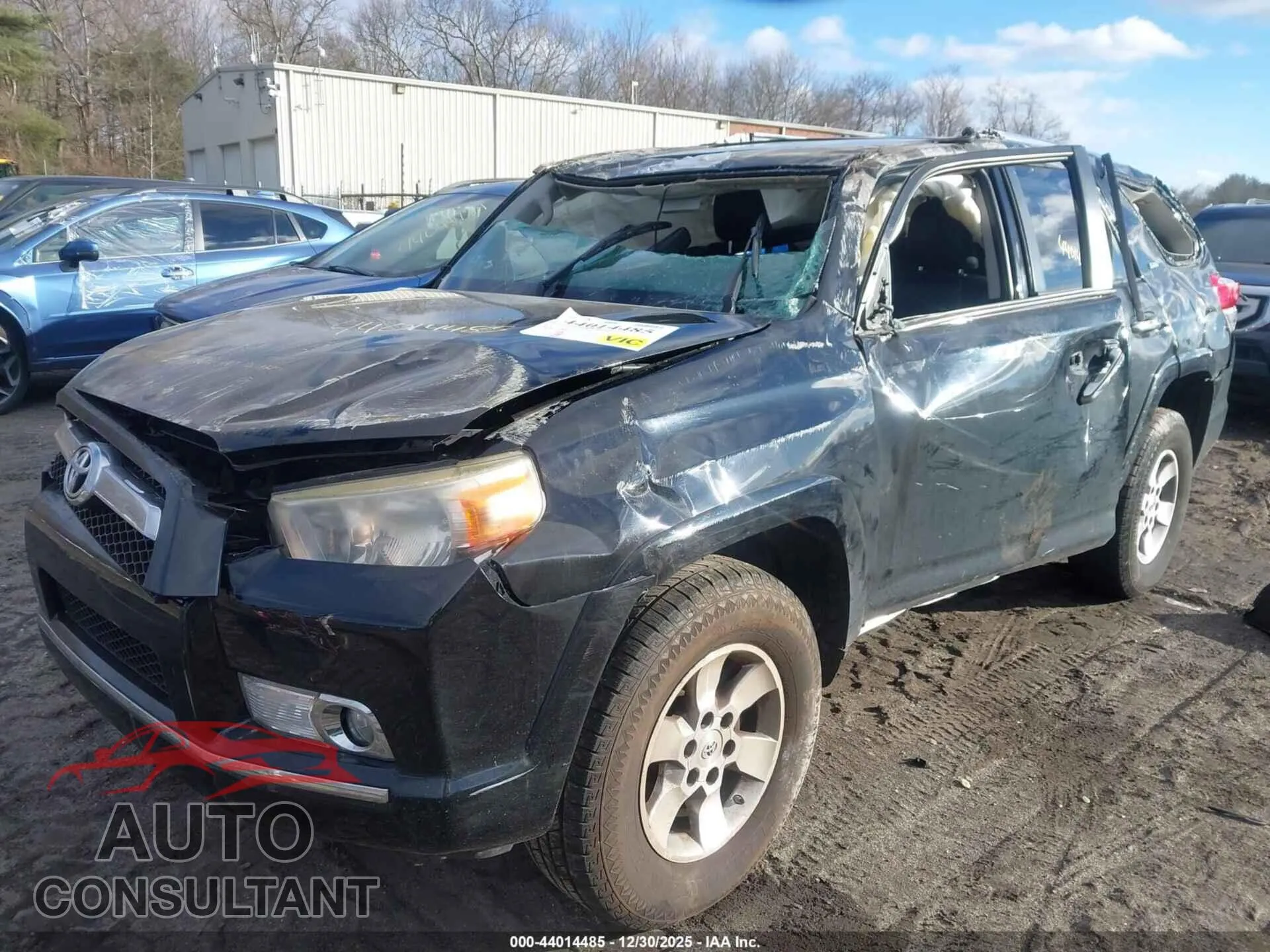 2013 TOYOTA 4RUNNER Damaged VIN JTEBU5JR4D5137485 – rear exterior