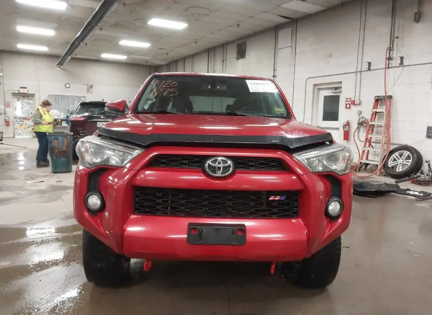 2016 TOYOTA 4Runner Used VIN JTEBU5JR7G5313403 – photo 15