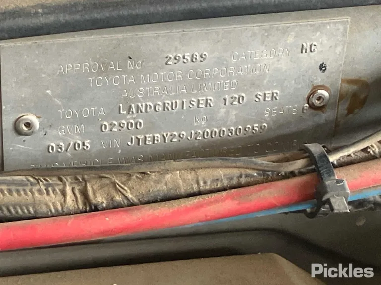 2005 Toyota Landcruiser Prado Used VIN JTEBY29J200030959 – photo 14
