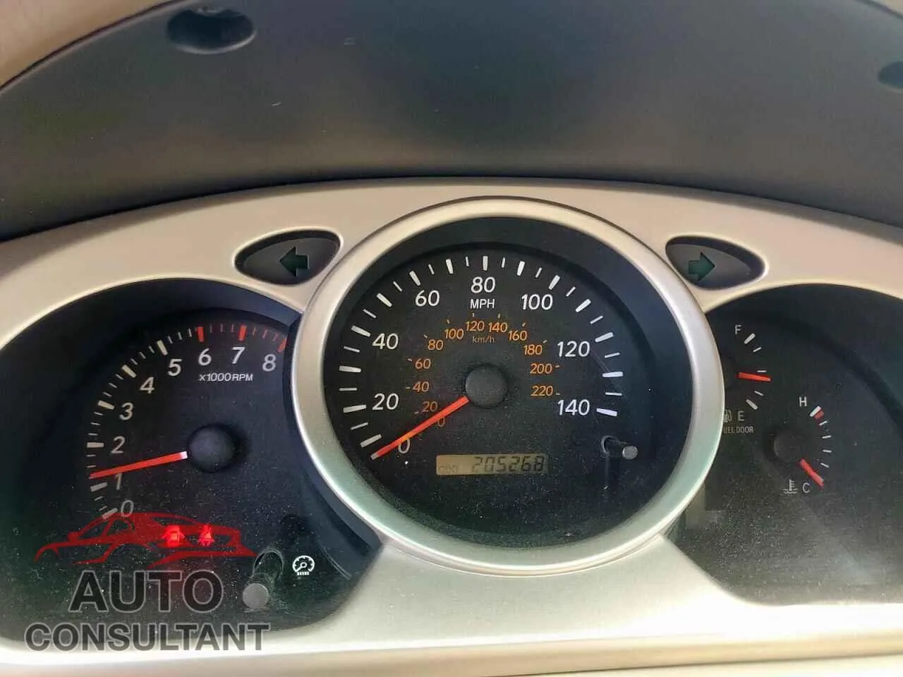 2004 TOYOTA HIGHLANDER Damaged VIN JTEDP21AX40013887 – trunk area