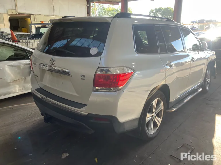 2010 Toyota Kluger Used VIN JTEDS41A302108641 – photo 25