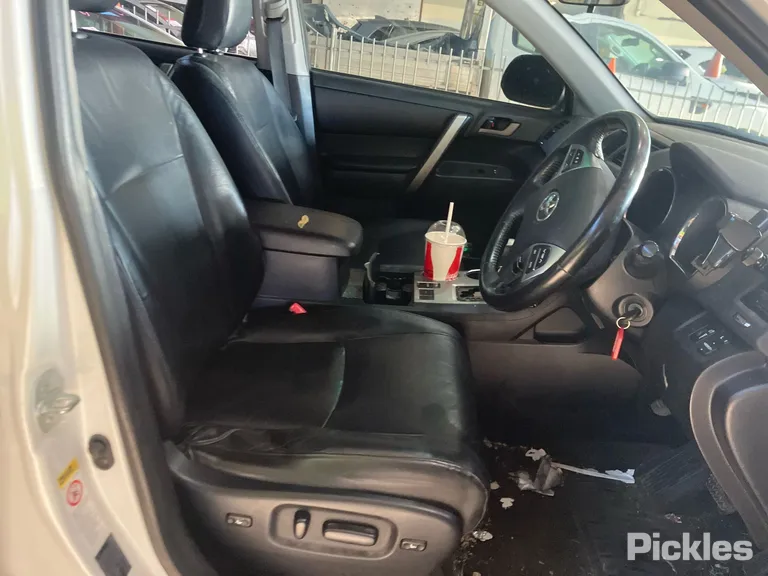 2010 Toyota Kluger Used VIN JTEDS41A302108641 – photo 29