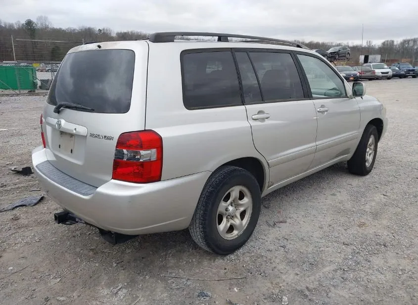 2005 TOYOTA Highlander Used VIN JTEGD21A250115806 – exterior detail