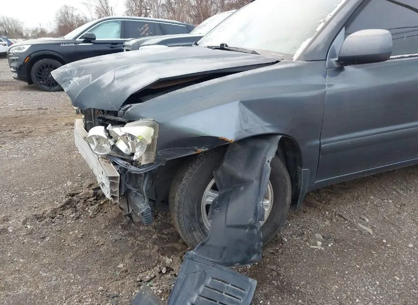 2003 TOYOTA Highlander Used VIN JTEGF21A330112534 – side profile