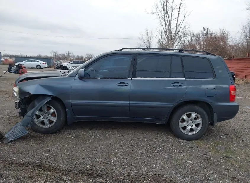 2003 TOYOTA Highlander Used VIN JTEGF21A330112534 – interior seats