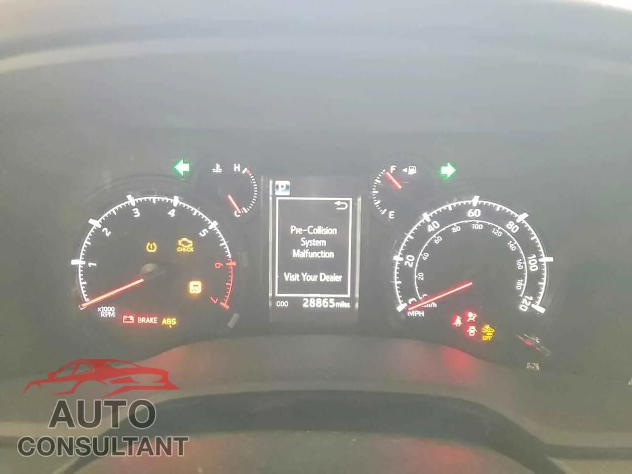 2024 TOYOTA 4RUNNER Damaged VIN JTEMU5JR0R6230269 – trunk area