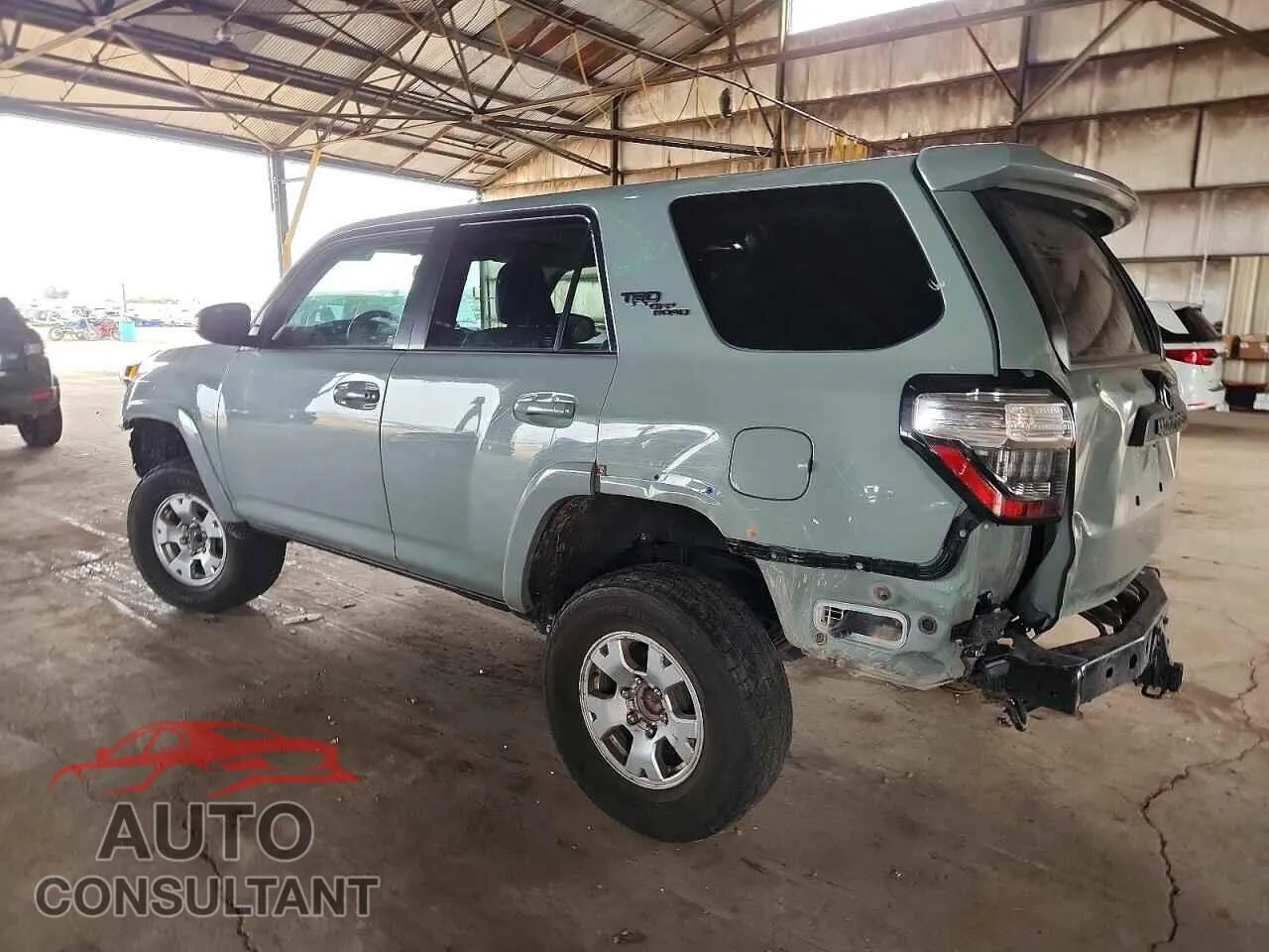 2023 TOYOTA 4RUNNER SE Damaged VIN JTERU5JR3P6115717 – rear exterior