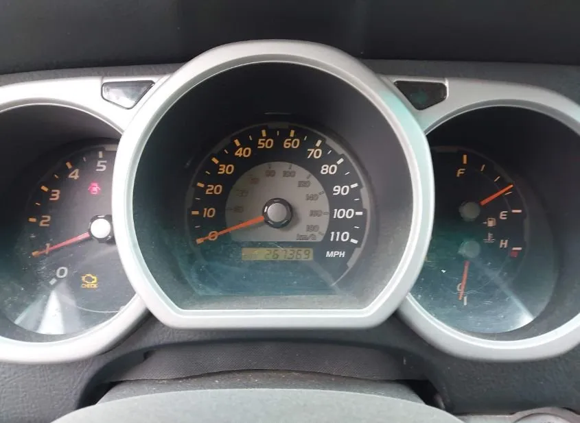 2005 TOYOTA 4Runner Used VIN JTEZU14R850056359 – engine bay