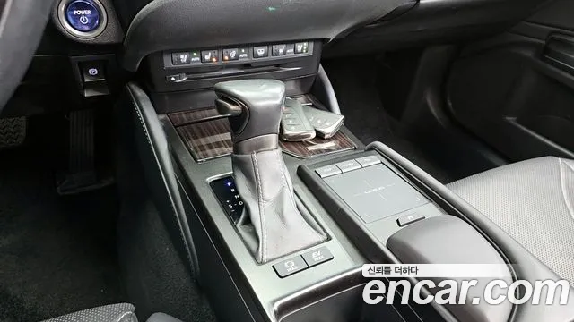 2019 Lexus ES300h 7th Gen Luxury Sold VIN JTHB21B10K2019653 – photo 20