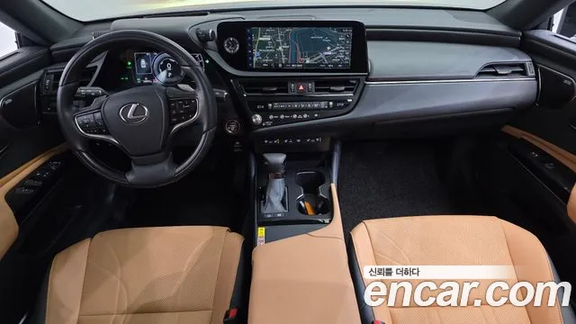 2026 Lexus ES300h 7th Gen Executive Sold VIN JTHBA1C11T2030101 – photo 11