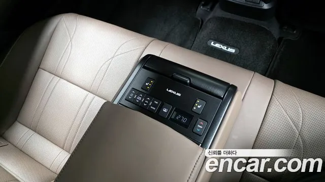 2025 Lexus ES300h 7th Gen Luxury Plus Sold VIN JTHBA1C13S2024489 – photo 24
