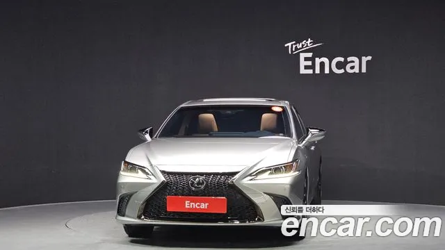 2024 Lexus ES300h 7th Gen F-Sport Design Package Sold VIN JTHBA1C16R2022522 – photo 17