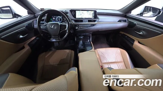 2021 Lexus ES300h 7th Gen Executive Sold VIN JTHBA1C18M2002863 – photo 17