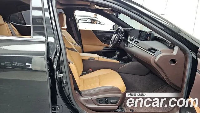 2021 Lexus ES300h 7th Gen Luxury Plus Sold VIN JTHBA1C1XM2005618 – engine bay
